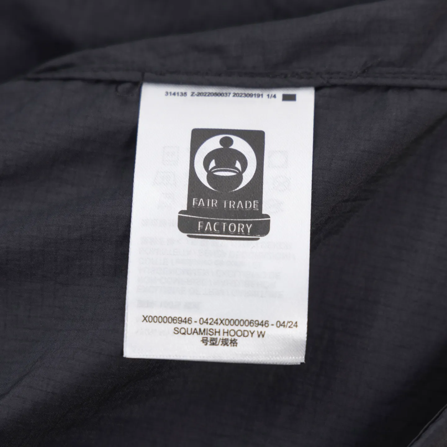 50+ ARCTERYX SQUAMISH Same Style HOODY Breathable 25 Series Breathable ！ Same Style ！ New Arrival， ！Premium Quality ！ ， ， ， 99% Breathable 、 ， ！ 、 。 Windwall 、 、 、 、 … 、 、 、 … 、 ， 、 … 、 ！ 、 … ！ ： Black